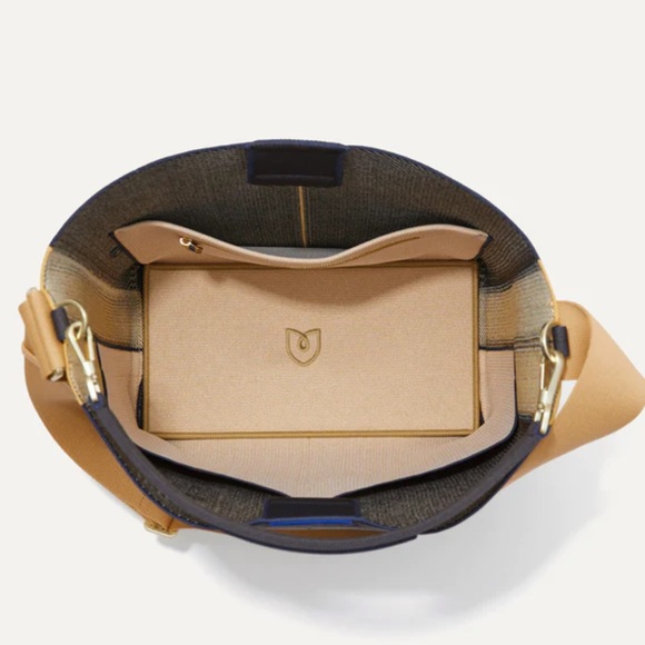 Used and loved but very well cared for! - Picture 5 of 6